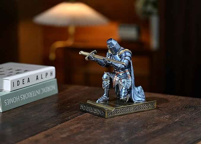 Medieval Templar Vanguard Officer Knight Pen Holder Pen Stand Desk Organizers and Accessories Resin Mobile Phone Stand as Gift for Office and Home Desk Organizer (Blue)