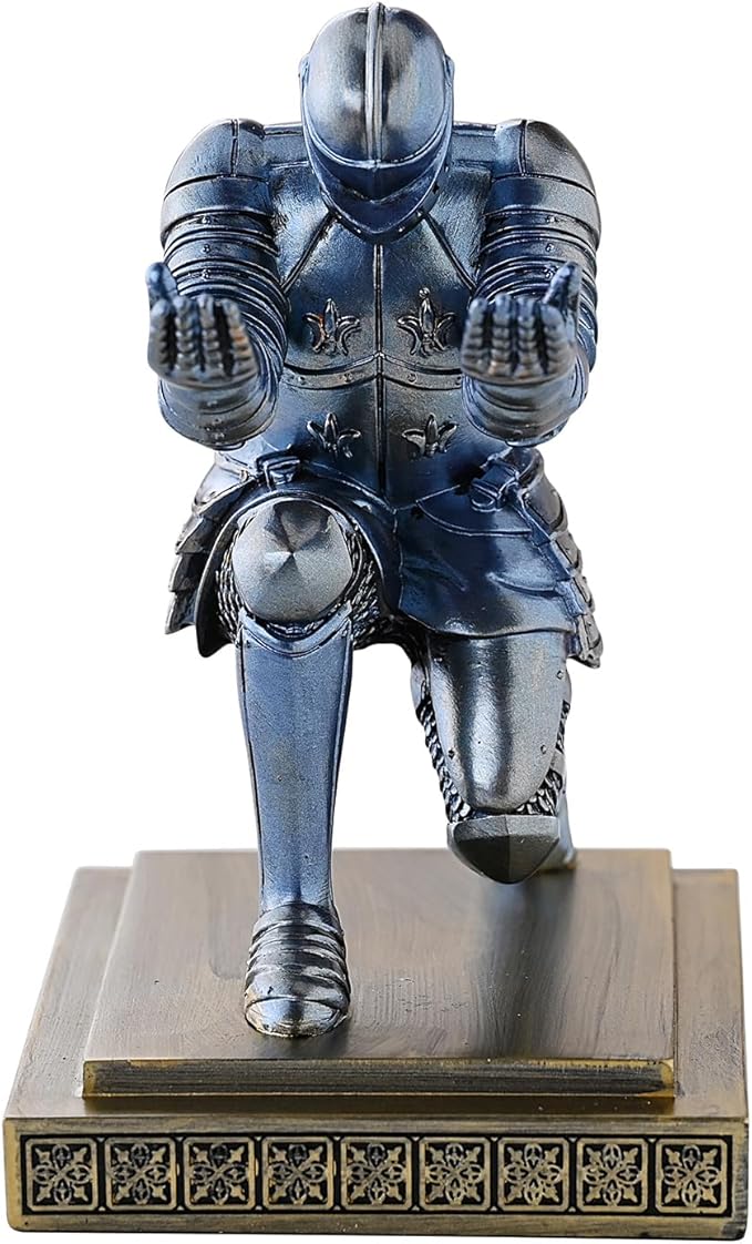 Knight Pen Holder Desk Organizers and Accessories Desk Decor Resin Pen Holder as Gift with a Cool Pen for Office and Home (Blue)