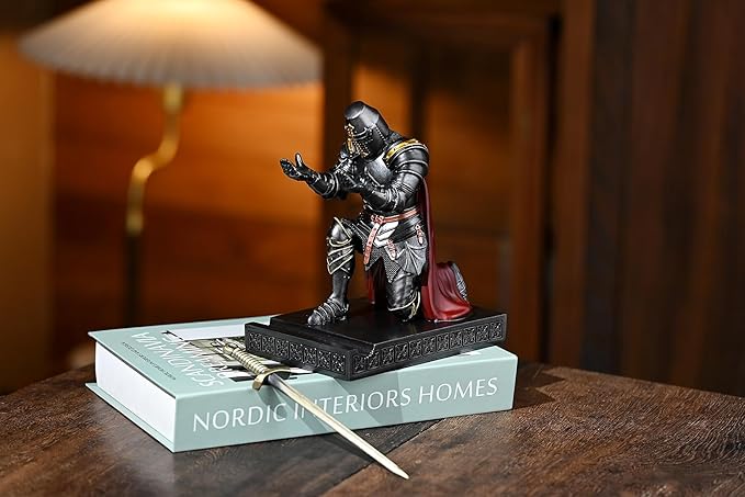 Medieval Templar Vanguard Officer Knight Pen Holder Pen Stand Desk Organizers and Accessories Resin Mobile Phone Stand as Gift for Office and Home Desk Organizer (Iron)